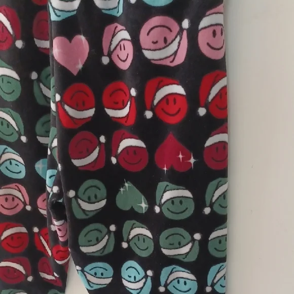 No Boundaries Red and Pink Leggings Fun Cartoon Print - Picture 5 of 5